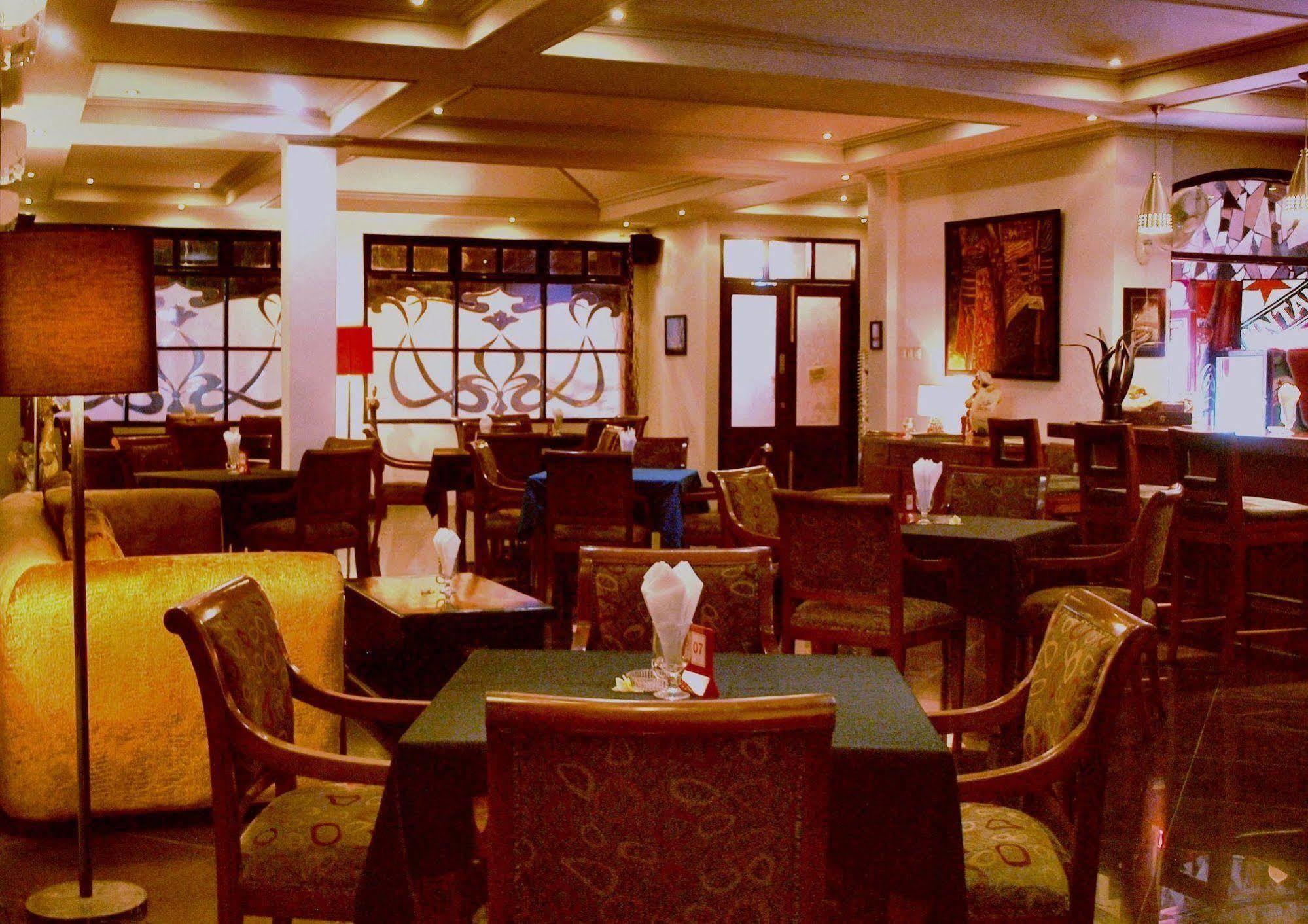 The Gecho Inn Town Jepara Zewnętrze zdjęcie